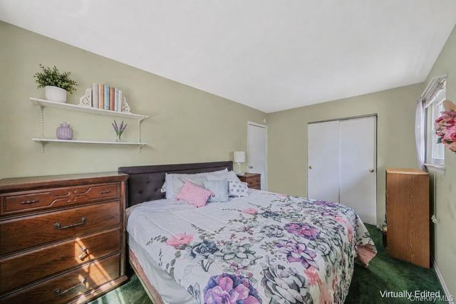 10 Magellan Avenue, Kings Park, NY 11754