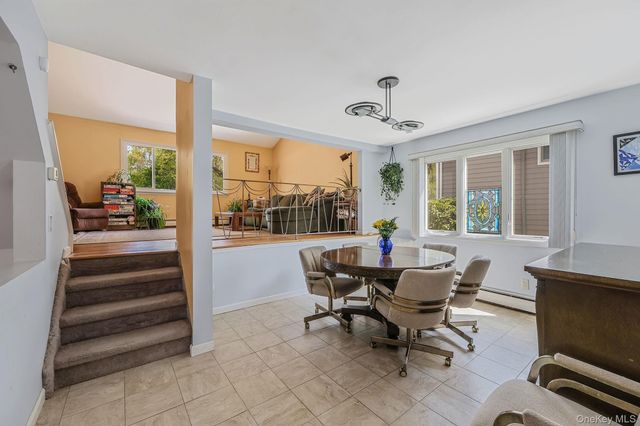 10 Magellan Avenue, Kings Park, NY 11754