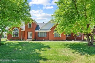 126 Deep Springs Dr, Bardstown, KY 40004
