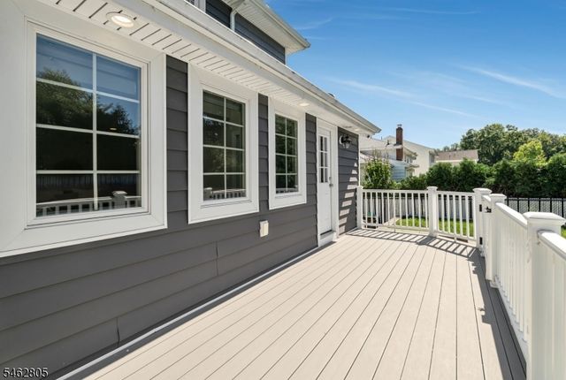 26 Rabkin Dr, Clifton City, NJ 07013