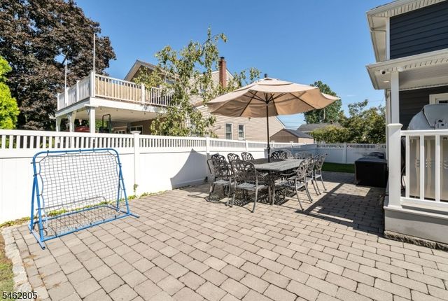 26 Rabkin Dr, Clifton City, NJ 07013