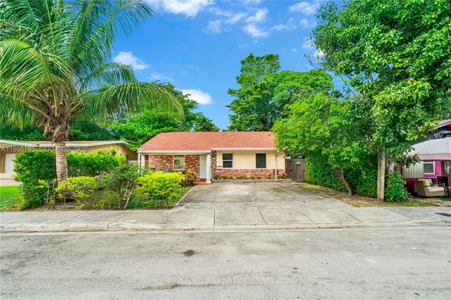 6133 SW 62nd Ter, South Miami, FL 33143