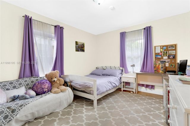 6133 SW 62nd Ter, South Miami, FL 33143