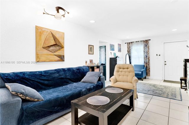 6133 SW 62nd Ter, South Miami, FL 33143