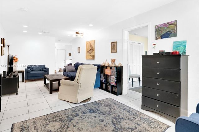 6133 SW 62nd Ter, South Miami, FL 33143