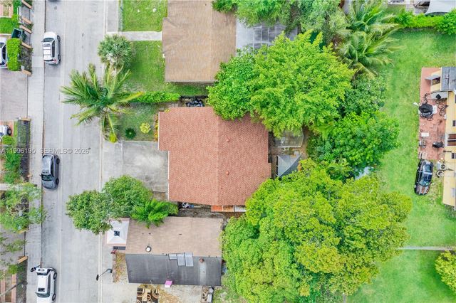 6133 SW 62nd Ter, South Miami, FL 33143