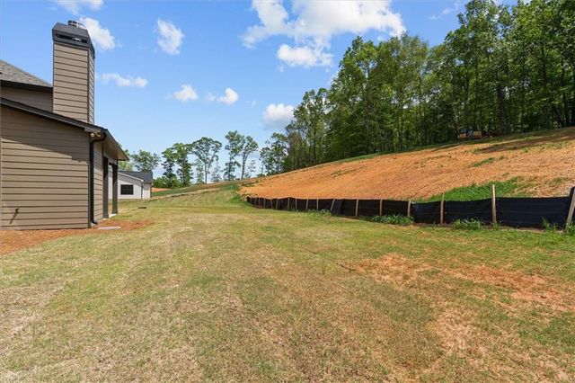 161 West Lake Boulevard, Carrollton, GA 30116