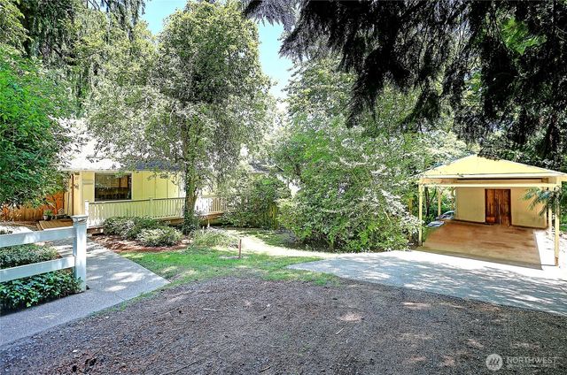 13806 W Lake Kathleen Drive SE, Renton, WA 98059