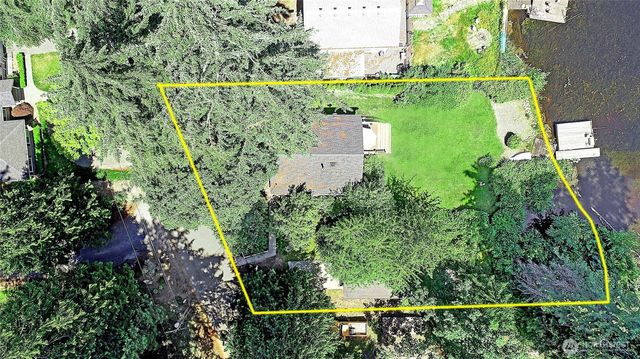 13806 W Lake Kathleen Drive SE, Renton, WA 98059