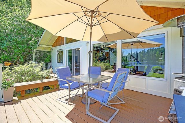 13806 W Lake Kathleen Drive SE, Renton, WA 98059