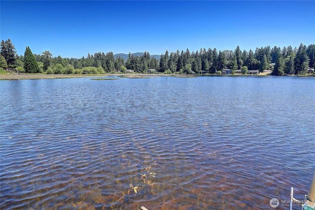 13806 W Lake Kathleen Drive SE, Renton, WA 98059
