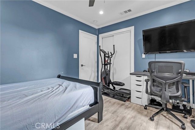 7745 Radford Ave, Los Angeles, CA 91605