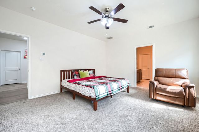 901 Emerald Gate Drive, Princeton, TX 75407