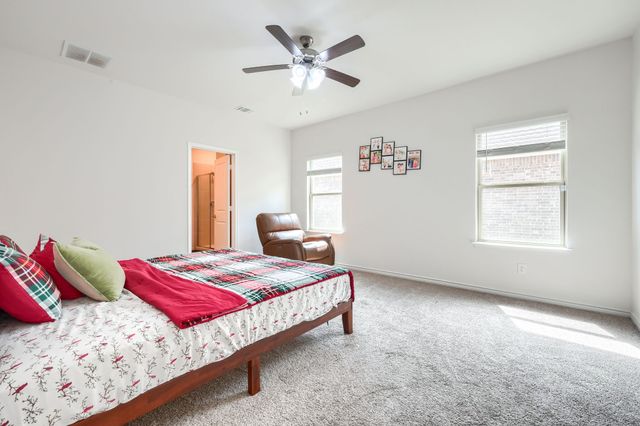 901 Emerald Gate Drive, Princeton, TX 75407