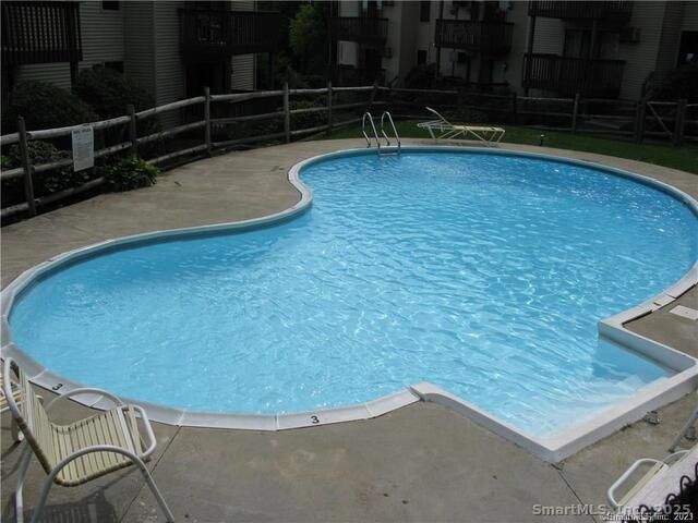 38 Padanaram Avenue 20-B, Danbury, CT 06811