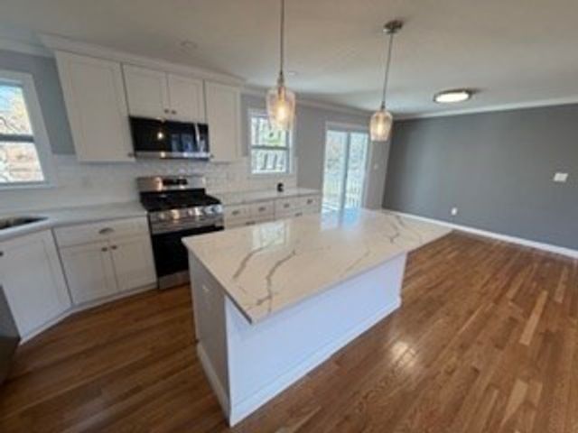 1 Overbrook Rd, Middleton, MA 01949
