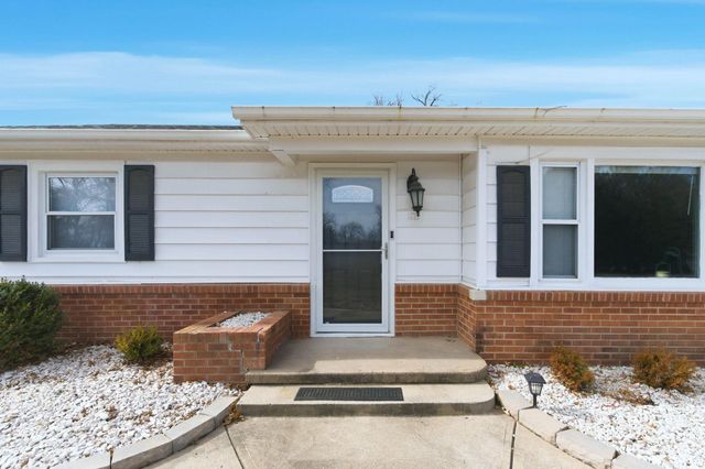 421 Epp St, Andover, KS 67002