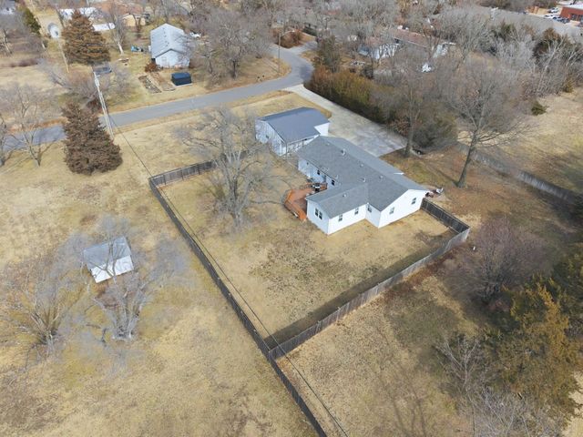 421 Epp St, Andover, KS 67002