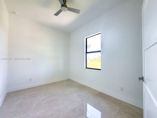 2610 20th W, Lehigh Acres, FL 33971