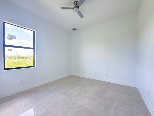 2610 20th W, Lehigh Acres, FL 33971