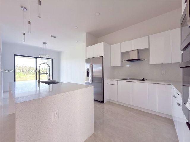 2610 20th W, Lehigh Acres, FL 33971