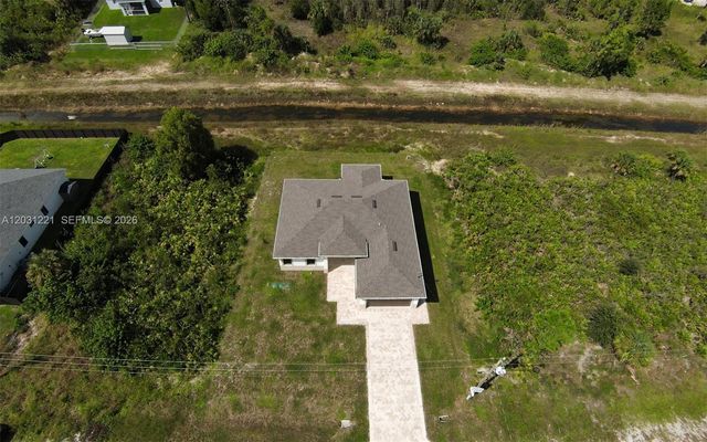 2610 20th W, Lehigh Acres, FL 33971