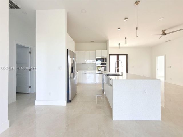 2610 20th W, Lehigh Acres, FL 33971