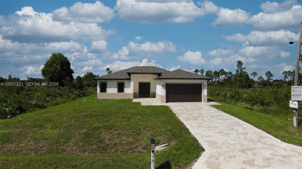 2610 20th W, Lehigh Acres, FL 33971