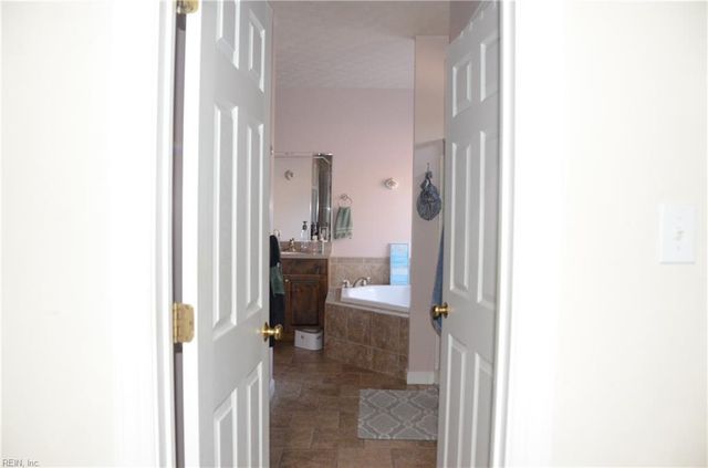 114 Niblick CIR, Suffolk, VA 23434