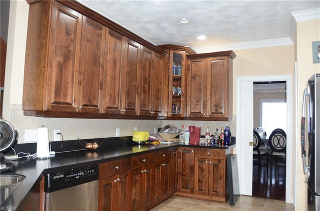 114 Niblick CIR, Suffolk, VA 23434