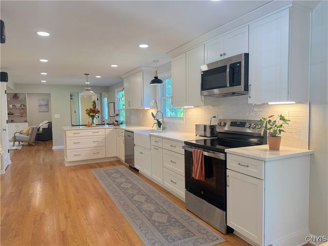 4590 Red Fox Drive, Manlius, NY 13104