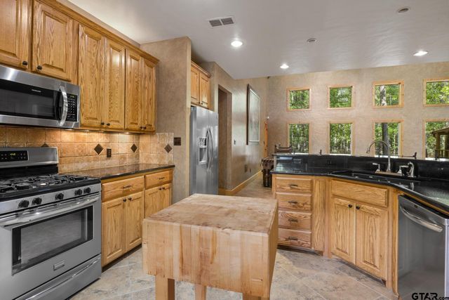 601 FM 3007, Mt Pleasant, TX 75455