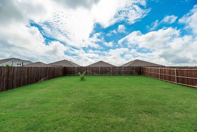 6439 Sand Dune Way, Princeton, TX 75407