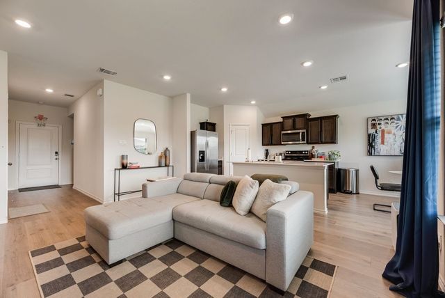 6439 Sand Dune Way, Princeton, TX 75407