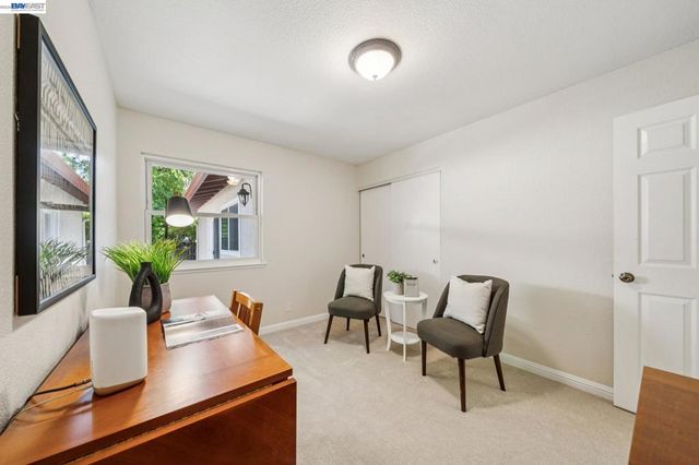7403 Hillsdale Dr, Pleasanton, CA 94588