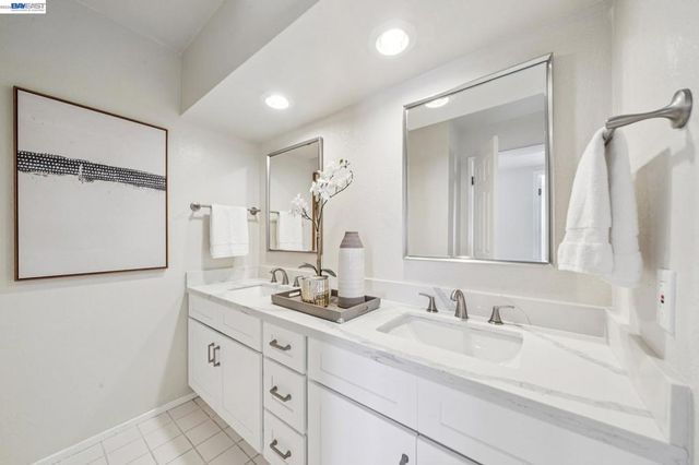 7403 Hillsdale Dr, Pleasanton, CA 94588
