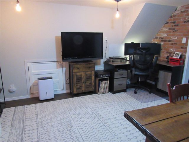 240 Florida Drive, Lower Burrell, PA 15068