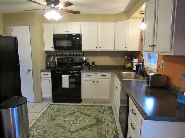 240 Florida Drive, Lower Burrell, PA 15068