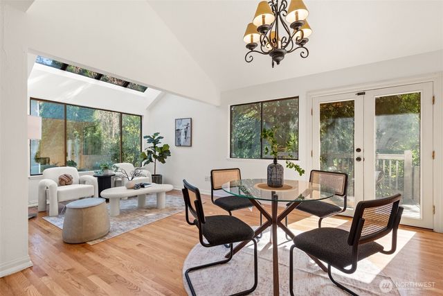 13257 SE 54th Place, Bellevue, WA 98006