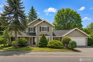 13257 SE 54th Place, Bellevue, WA 98006