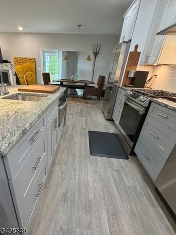 25 Richards Rd, Hopatcong Boro, NJ 07843