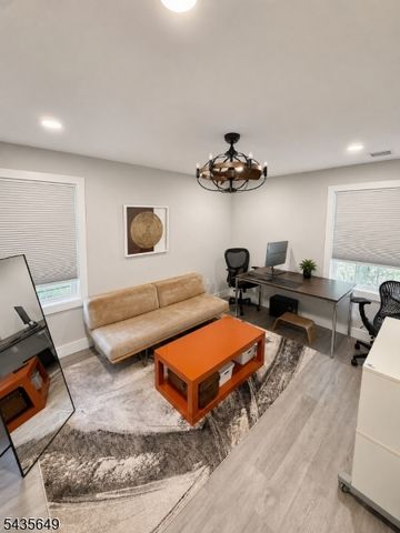 25 Richards Rd, Hopatcong Boro, NJ 07843