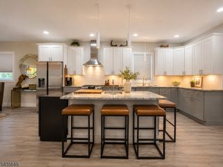 25 Richards Rd, Hopatcong Boro, NJ 07843