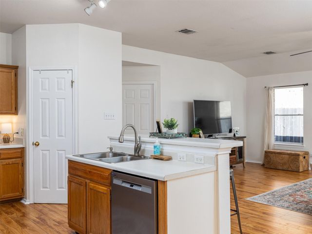 1209 Highland DR, Cedar Park, TX 78613