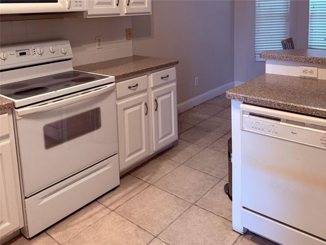 163 SW GROVELAND COURT, Lake City, FL 32024
