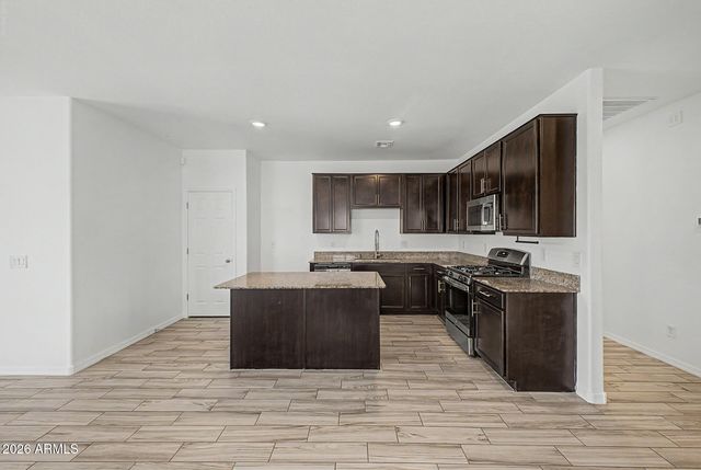 7119 N 127TH Drive, Glendale, AZ 85307