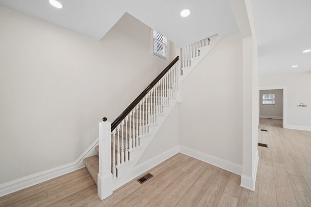 323 S Hale Street, Wheaton, IL 60187