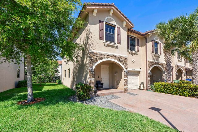 5429 NW 27th Court, Margate, FL 33063