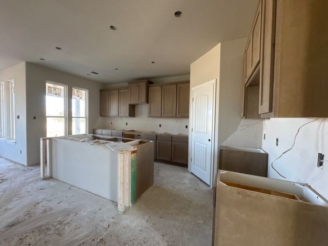 126 Fossil Canyon Drive, New Fairview, TX 76078