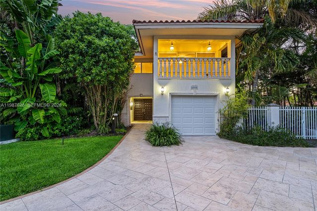 4000 Alhambra Cir, Coral Gables, FL 33146